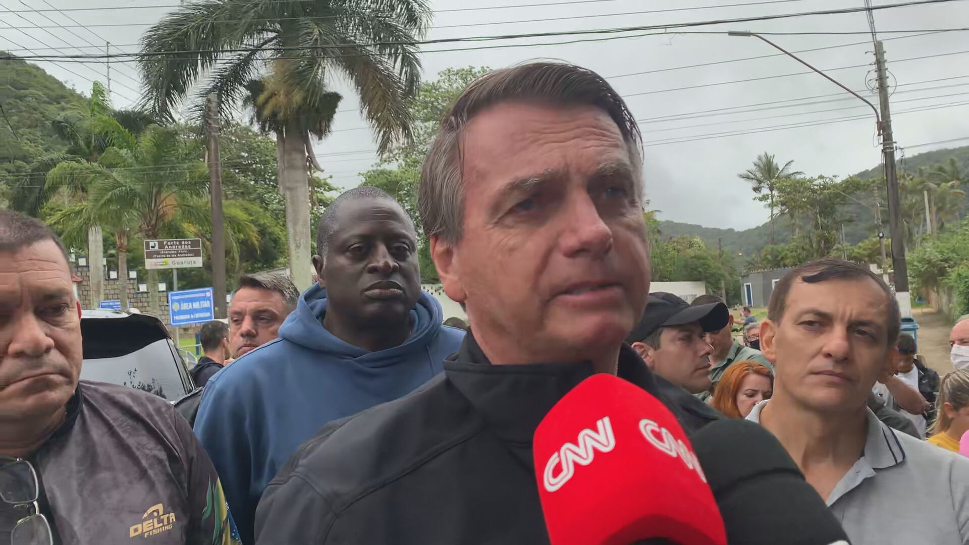 Bolsonaro sobre André Mendonça: 'O que Alcolumbre está fazendo não se faz'