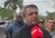 Bolsonaro sobre André Mendonça: “O que Alcolumbre está fazendo não se faz”