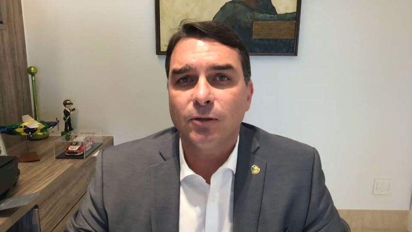 Senador Flávio Bolsonaro (Patriota-RJ) em entrevista à CNN / CNN Brasil (15.out.2021)