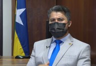 Partido de Bolsonaro insiste em Marcos Rogério para liderança do governo no Senado