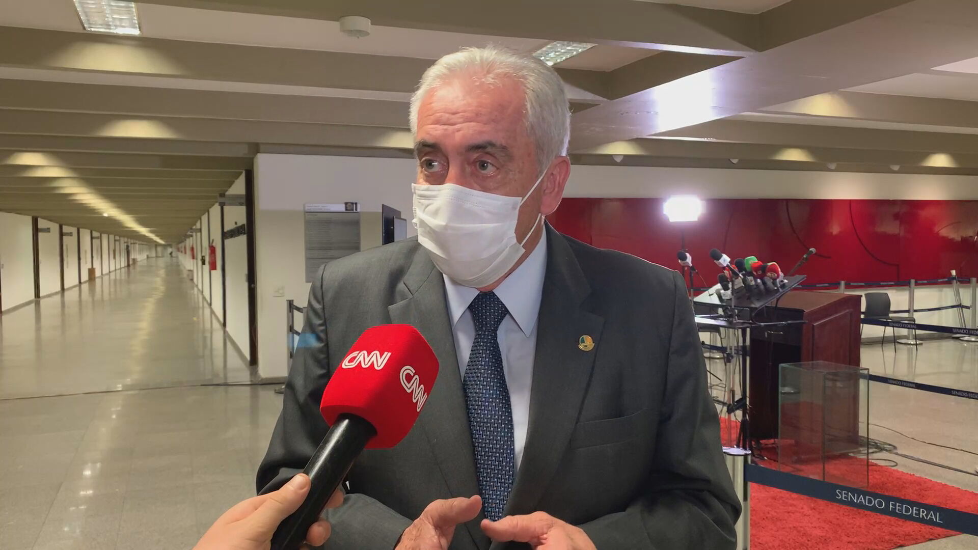 Não há como deixar de ver as provas dos crimes, diz Otto Alencar sobre relatório