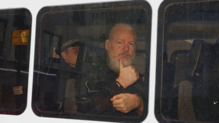 O fundador do WikiLeaks, Julian Assange (27.out.2021) / Reprodução / CNN
