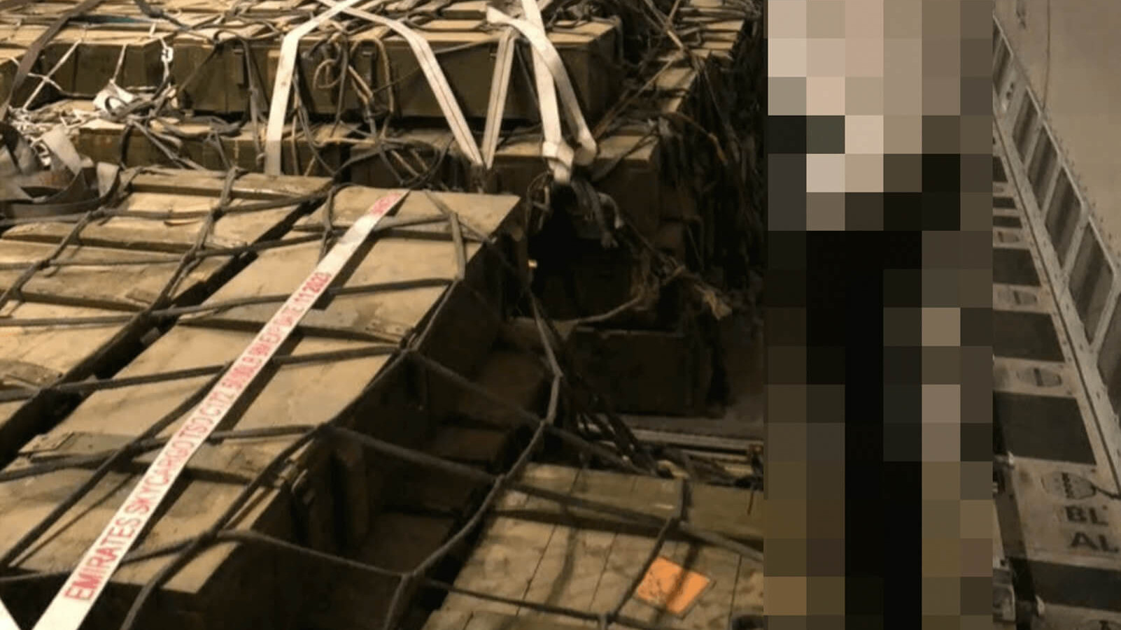 Imagens mostram lotes de munição a bordo de avião da Ethiopian Airlines / Imagem obtida pela CNN