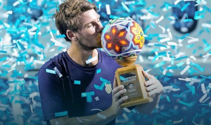 Norrie chega às quartas de Wimbledon para manter viva a esperança dos britânicos