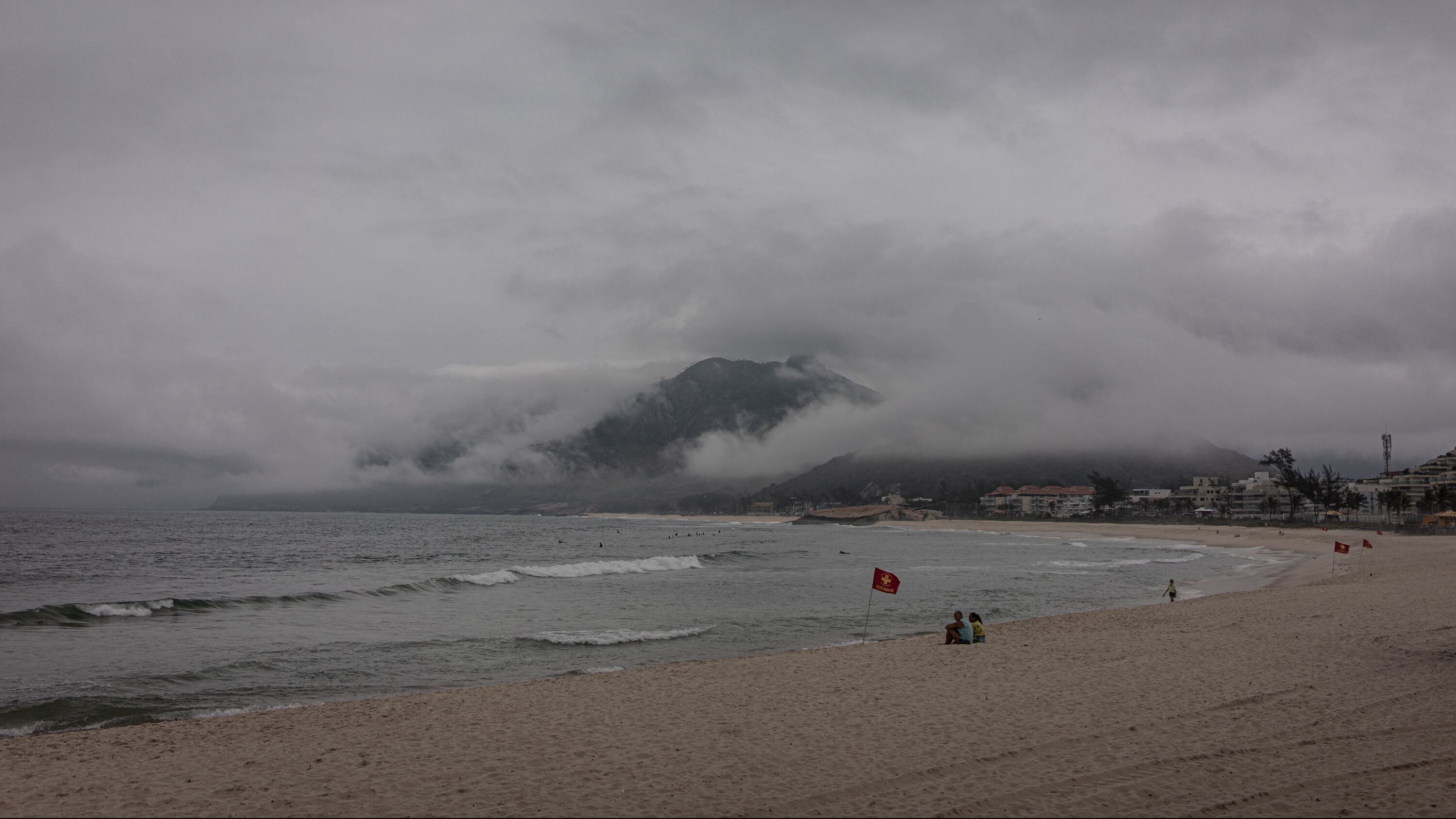 Frente fria deixa tempo nublado no Rio de Janeiro