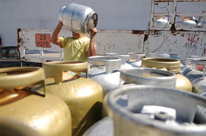 Reforma prevê devolução de impostos aos mais pobres na compra de botijão de gás