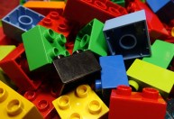 Lego suspende atividades em parte das lojas na Rússia por falta de materiais