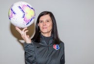 EUA: Comissária da liga de futebol renuncia após denúncias de assédio contra técnico