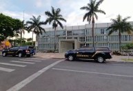 PF realiza operação contra corrupção em municípios do Paraná e do Pará