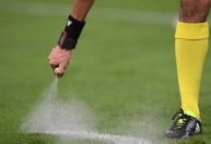 Inventor brasileiro por uso do spray espera indenização milionária da Fifa