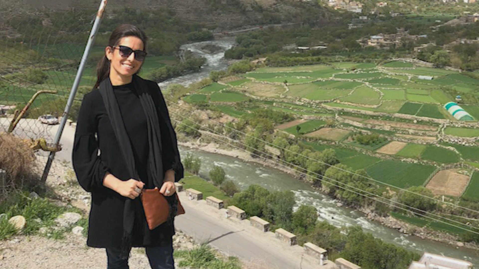Afegã Shaqaiq Birashk detalha operação de fuga de Cabul com apoio da CIA