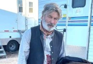 Alec Baldwin é inocentado por morte de diretora em set de gravação de “Rust”