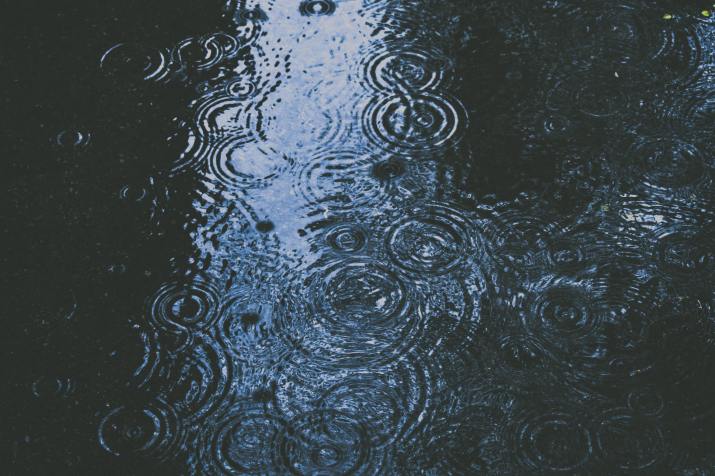 Chuva / Unsplash/Alex Dukhanov