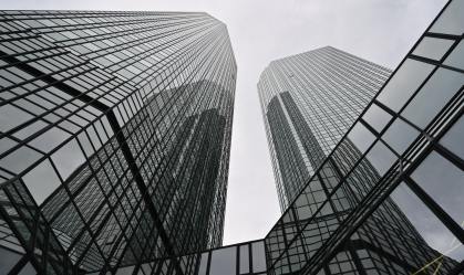 Deutsche Bank supera previsão de lucro no 4º trimestre; ação salta quase 5%