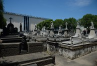 Vivência do luto durante a pandemia foi mais difícil, diz psicanalista