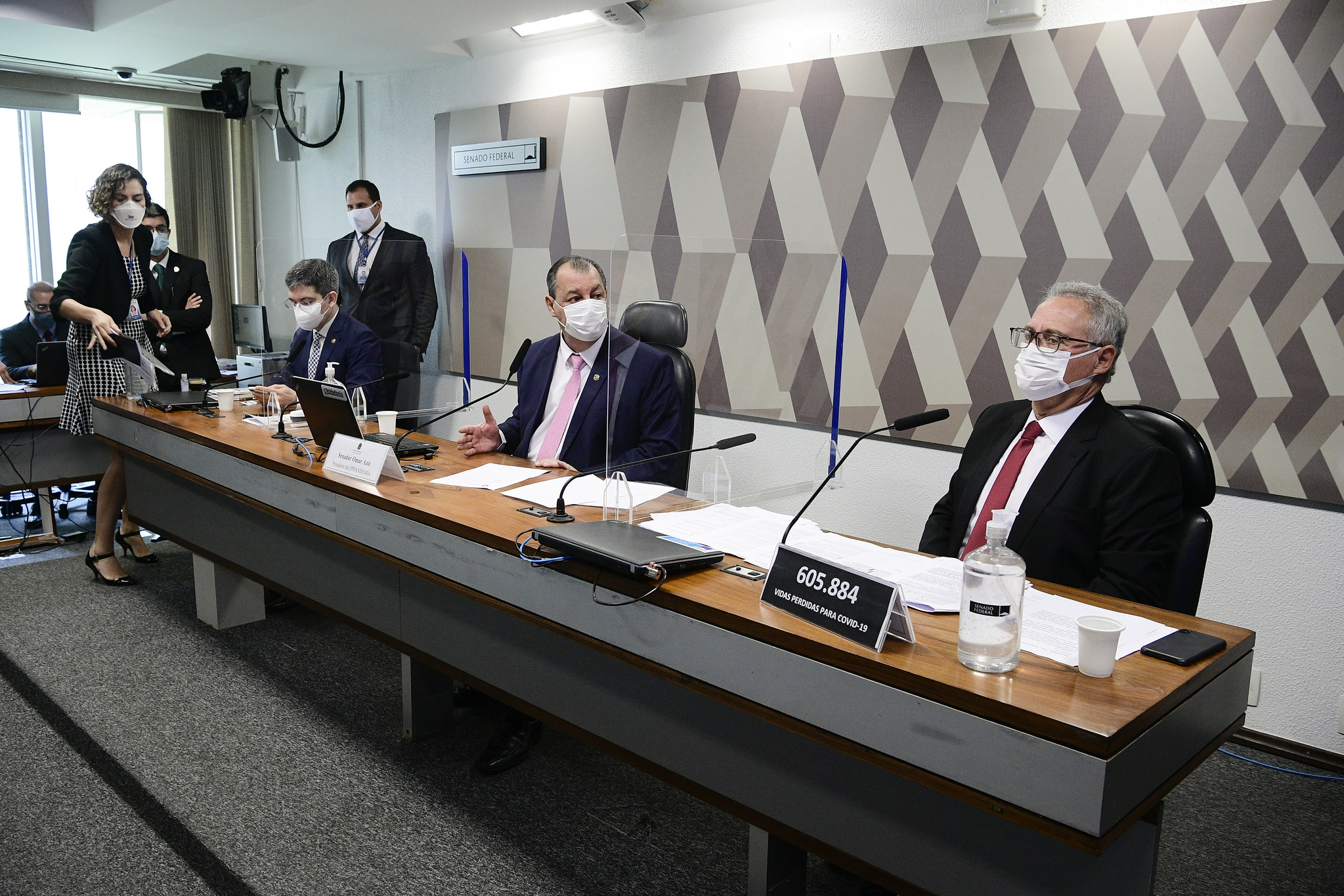 CPI da Pandemia vota o relatório final produzido pelo senador Renan Calheiros (MDB-AL)
