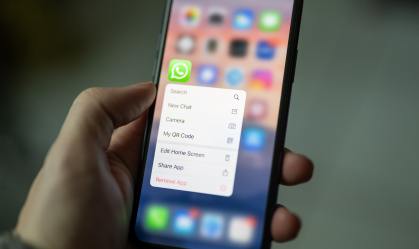 WhatsApp muda regra e permite denunciar mensagens
