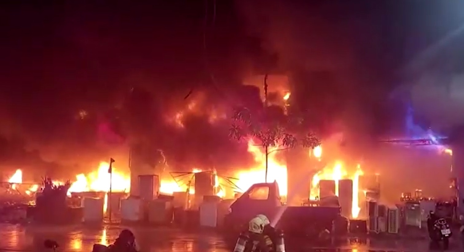 Taiwan: Incêndio em prédio