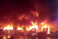 Incêndio em prédio de Taiwan mata pelo menos 46 pessoas