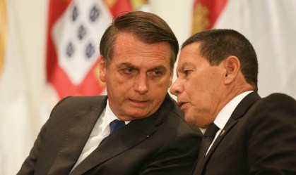 Vídeo: Mourão diz que Bolsonaro estava abatido, mas não falou em ruptura