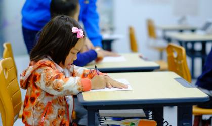 Mulheres rejeitam incentivos de aumento de natalidade na China