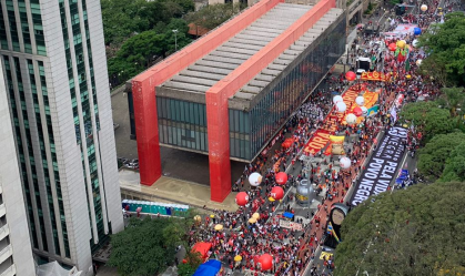 Manifestação contra governo Bolsonaro acontece em SP