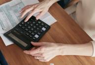 25% das famílias que moram em SP começaram o ano inadimplentes, diz FecomercioSP