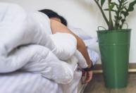 Dormir pouco aumenta risco de doenças cardiovasculares em mulheres, diz estudo