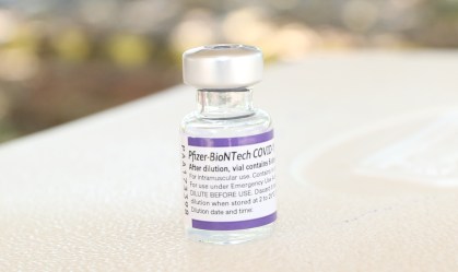 Saúde acelera negociações para conseguir doses infantis da vacina da Pfizer ainda em 2021