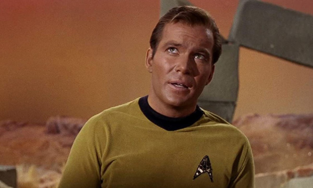 William Shatner, o capitão Kirk em Star Trek, irá ao espaço com empresa de Bezos | CNN Brasil