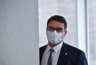 MP espera decisão do STF sobre foro de Flávio Bolsonaro para tentar salvar investigações