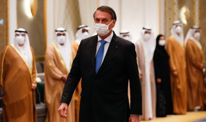 Bolsonaro em Dubai, Maratona do Rio e mais da manhã de 15 de novembro