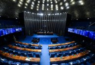 Senado aprova projeto que equipara crimes de injúria racial e racismo
