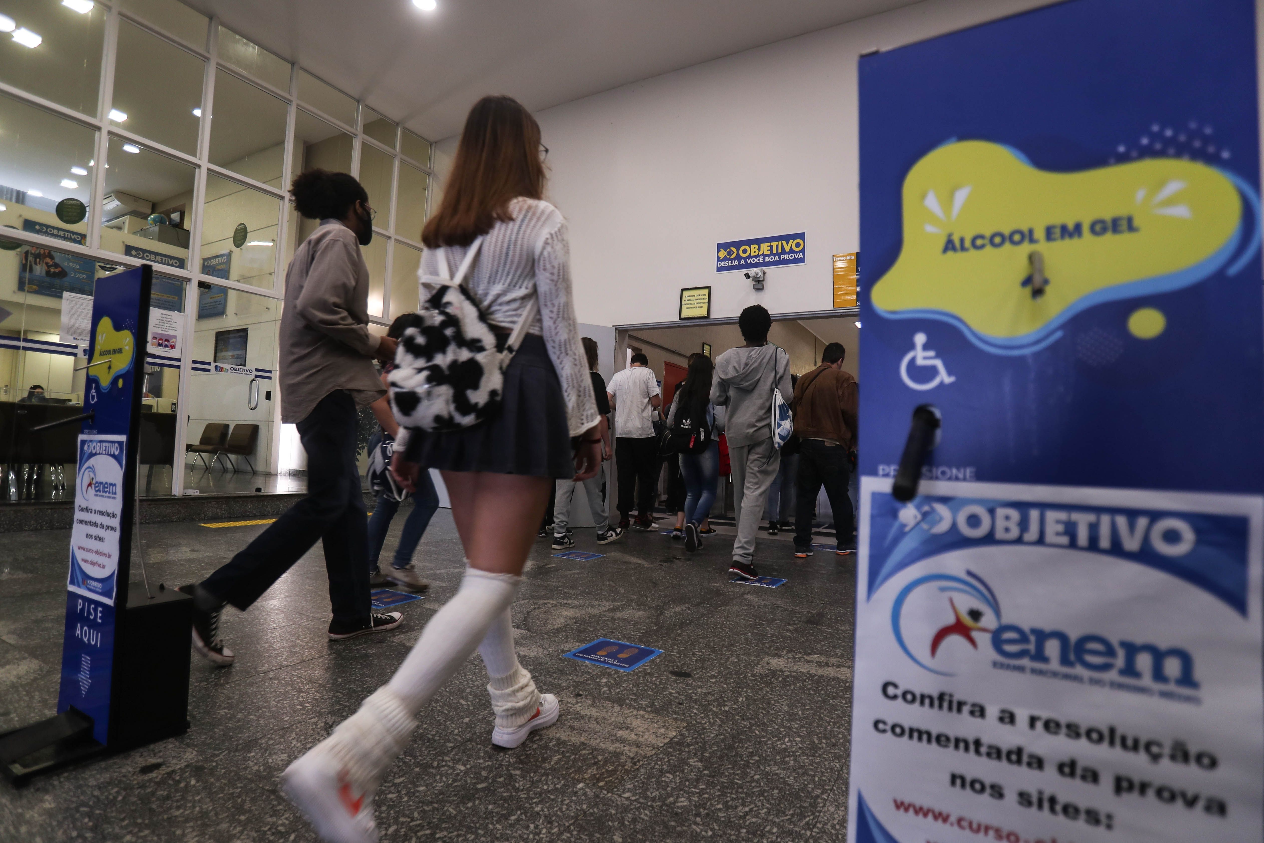 Primeira etapa do Enem 2021 acontece neste domingo