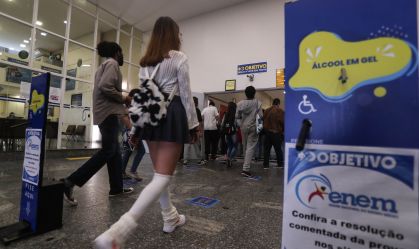 Por Enem, Avenida Paulista fica aberta para carros neste domingo em São Paulo