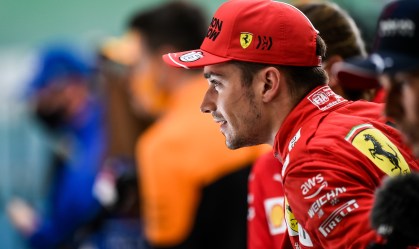Charles Leclerc “vaza” renovação de contrato com Ferrari