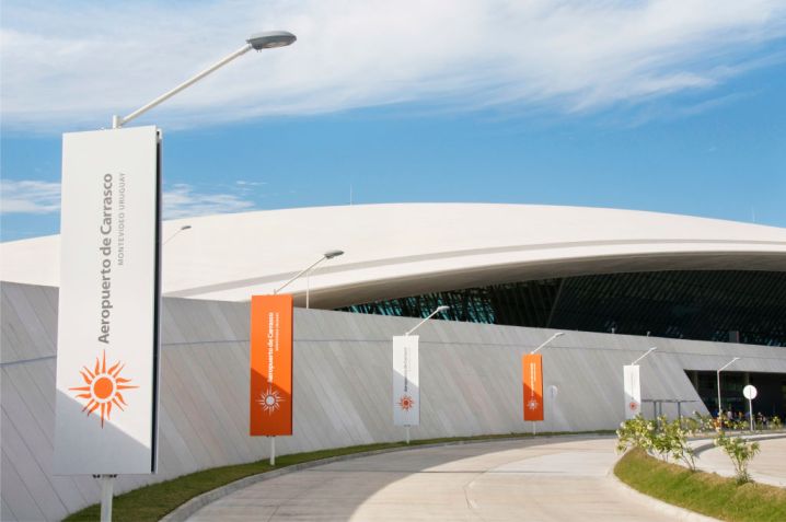 Aeroporto internacional de Carrasco, em Montevidéu / Julio Etchart/Construction Photography/Avalon/Getty Images