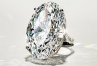 Por que venda de diamantes feitos em laboratório estão aumentando