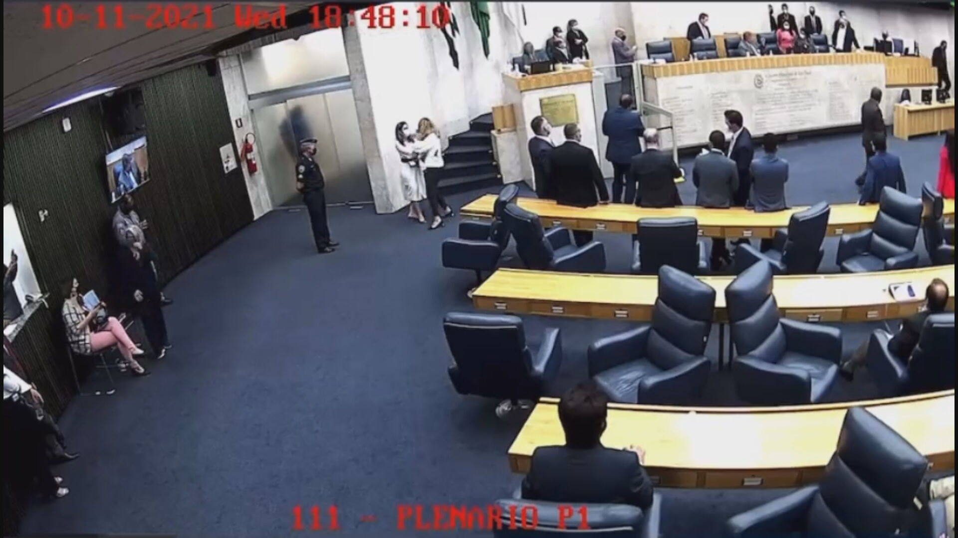 Vereadoras do Novo são suspensas após se acusarem de agressão