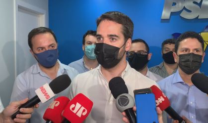 "Não há desgaste no PSDB", diz Eduardo Leite ao comentar sobre prévias