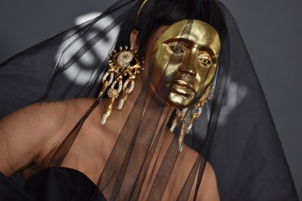 CARDI B AMERICAN MUSIC AWARDS 2021