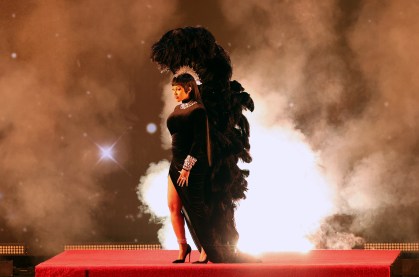 CARDI B AMERICAN MUSIC AWARDS 2021