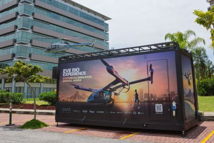 Ilustração da aeronave elétrica de pouso e decolagem vertical (eVTOL, no acrônimo em inglês), da Eve, no Rio de Janeiro