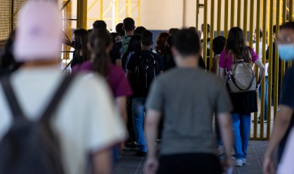 "Enem dos Concursos": Governo tenta fechar brechas de judicialização em adiamento da prova, diz especialista