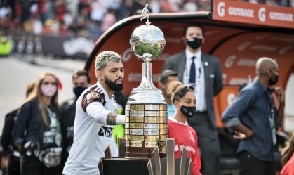 Gabigol antes do jogo entre Palmeiras e Flamengo, válido pela Final da Copa Libertadores 2021, realizada no Estádio Centenário, localizado na cidade de Montevidéu, Uruguai, no dia 27 de novembro de 2021