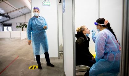 Holanda confirma 13 casos da Ômicron entre passageiros vindos da África do Sul