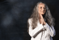 Maria Bethânia lembra condições impostas no início da carreira