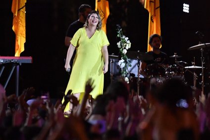 Foto de arquivo do dia 07 de outubro de 2019 mostra a cantora Marília Mendonça durante um show realizado na Praça da Estação, em Belo Horizonte