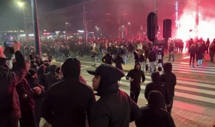 Protesto contra novo lockdown deixa sete feridos em cidade holandesa