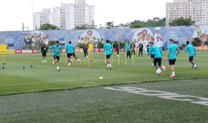 Tite faz quatro mudanças na seleção para jogo contra Colômbia